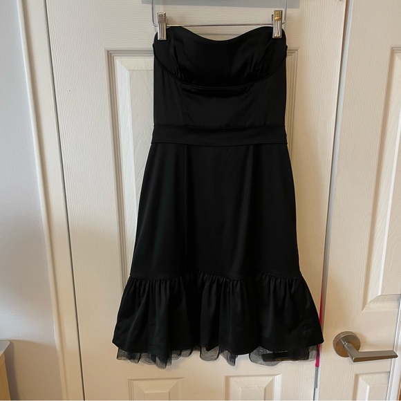 Bcbg MaxAzaria Black Strapless  Mini Cocktail Dress in size 02 - Picture 3 of 15